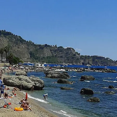 Plaza Giardini Naxos