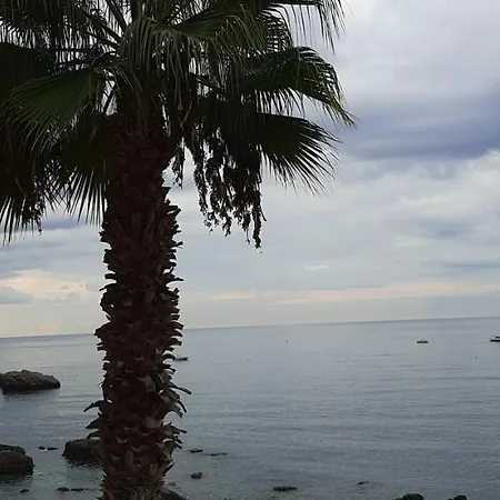 Plaza Apartment Giardini Naxos