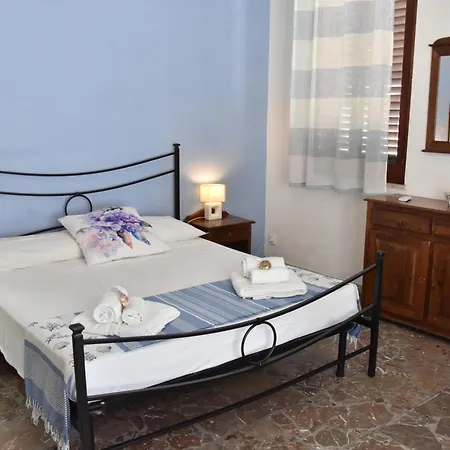 Plaza * Giardini Naxos