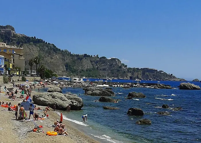 Plaza Giardini Naxos
