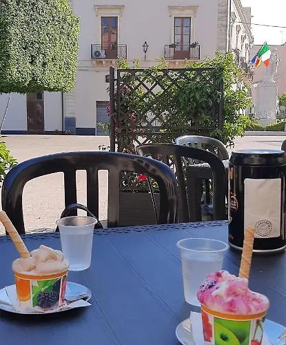 Plaza Apartment